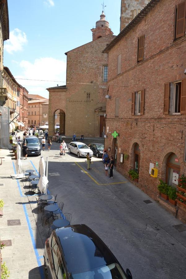 Palazzo Bufalari Appartamento In Centro Storico Città della Pieve エクステリア 写真